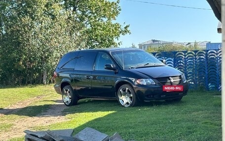 Dodge Caravan IV, 2004 год, 700 000 рублей, 9 фотография