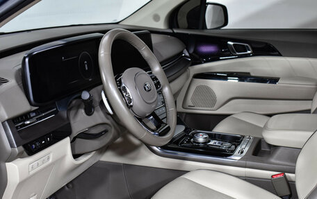 KIA Carnival, 2021 год, 4 249 000 рублей, 15 фотография