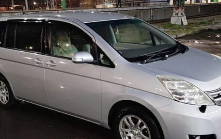 Toyota ISis I, 2008 год, 850 000 рублей, 11 фотография