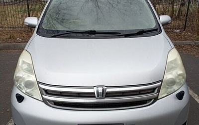 Toyota ISis I, 2008 год, 850 000 рублей, 1 фотография