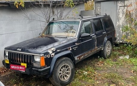Jeep Cherokee, 1985 год, 350 000 рублей, 1 фотография