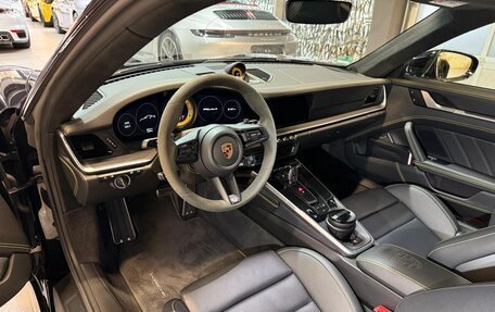 Porsche 911, 2024 год, 24 444 156 рублей, 14 фотография