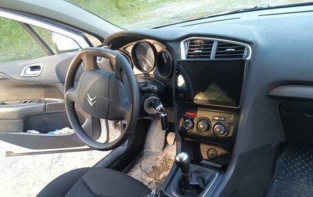 Citroen C4 II рестайлинг, 2017 год, 1 000 000 рублей, 2 фотография