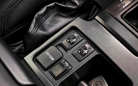 Toyota Land Cruiser Prado 150 рестайлинг 2, 2013 год, 2 950 000 рублей, 5 фотография