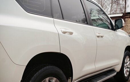 Toyota Land Cruiser Prado 150 рестайлинг 2, 2013 год, 2 950 000 рублей, 14 фотография