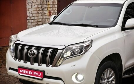 Toyota Land Cruiser Prado 150 рестайлинг 2, 2013 год, 2 950 000 рублей, 2 фотография