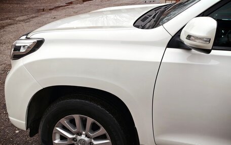 Toyota Land Cruiser Prado 150 рестайлинг 2, 2013 год, 2 950 000 рублей, 26 фотография