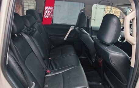 Toyota Land Cruiser Prado 150 рестайлинг 2, 2013 год, 2 950 000 рублей, 18 фотография