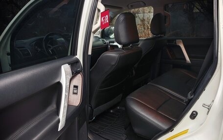 Toyota Land Cruiser Prado 150 рестайлинг 2, 2013 год, 2 950 000 рублей, 33 фотография