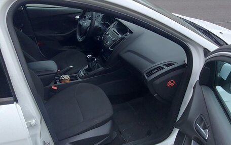 Ford Focus III, 2016 год, 499 999 рублей, 3 фотография