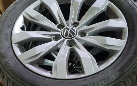 Volkswagen T-Roc I, 2020 год, 2 690 000 рублей, 16 фотография