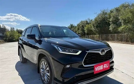 Toyota Highlander, 2024 год, 5 890 099 рублей, 3 фотография