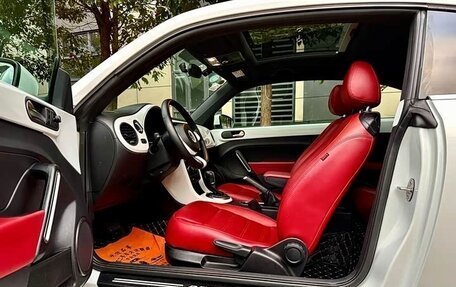 Volkswagen Beetle, 2018 год, 1 510 000 рублей, 7 фотография