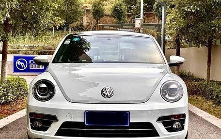 Volkswagen Beetle, 2018 год, 1 510 000 рублей, 2 фотография