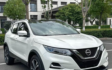 Nissan Qashqai, 2022 год, 2 110 000 рублей, 2 фотография