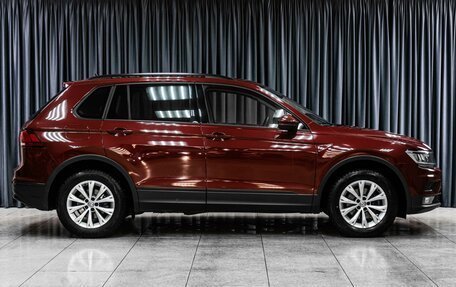 Volkswagen Tiguan II, 2019 год, 2 544 000 рублей, 5 фотография