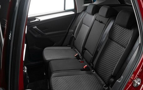 Volkswagen Tiguan II, 2019 год, 2 544 000 рублей, 9 фотография