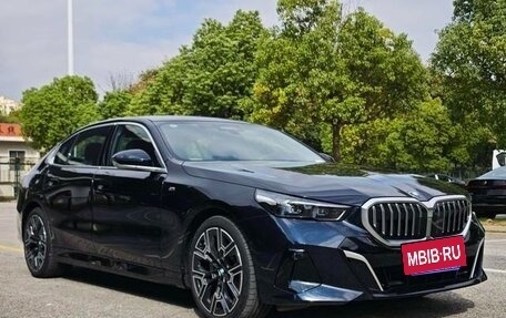 BMW 5 серия, 2024 год, 7 150 000 рублей, 3 фотография
