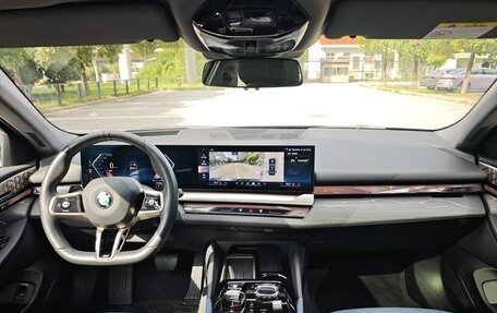 BMW 5 серия, 2024 год, 7 150 000 рублей, 11 фотография