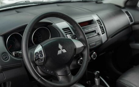 Mitsubishi Outlander III рестайлинг 3, 2010 год, 1 140 000 рублей, 11 фотография