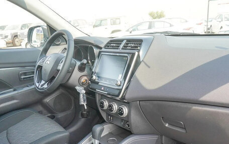 Mitsubishi ASX I рестайлинг, 2025 год, 2 450 000 рублей, 16 фотография