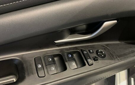 Hyundai Elantra, 2020 год, 2 200 000 рублей, 15 фотография