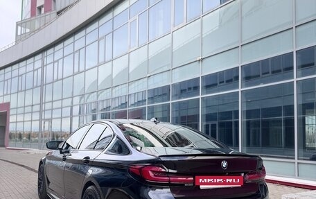 BMW 5 серия, 2017 год, 2 900 000 рублей, 11 фотография