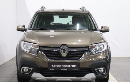 Renault Sandero II рестайлинг, 2021 год, 1 372 000 рублей, 2 фотография