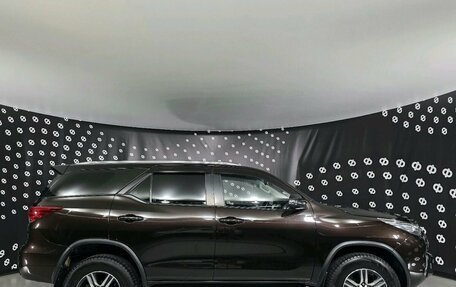 Toyota Fortuner II, 2019 год, 2 723 000 рублей, 4 фотография