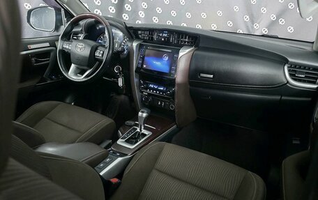 Toyota Fortuner II, 2019 год, 2 723 000 рублей, 22 фотография