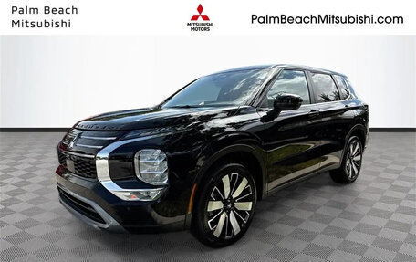 Mitsubishi Outlander, 2025 год, 5 650 000 рублей, 4 фотография