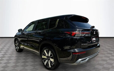 Mitsubishi Outlander, 2025 год, 5 650 000 рублей, 5 фотография