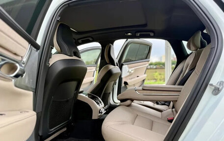 Volvo S90 II рестайлинг, 2025 год, 5 840 000 рублей, 8 фотография