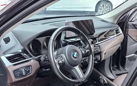 BMW X1, 2021 год, 2 300 000 рублей, 11 фотография