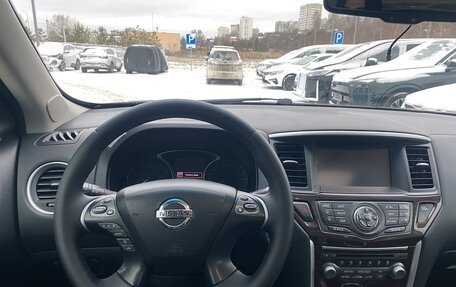 Nissan Pathfinder, 2016 год, 1 986 000 рублей, 6 фотография