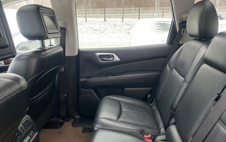 Nissan Pathfinder, 2016 год, 1 986 000 рублей, 14 фотография