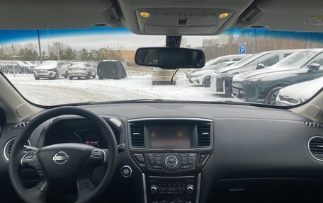 Nissan Pathfinder, 2016 год, 1 986 000 рублей, 18 фотография