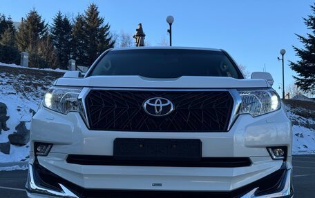 Toyota Land Cruiser Prado 150 рестайлинг 2, 2020 год, 6 200 000 рублей, 6 фотография