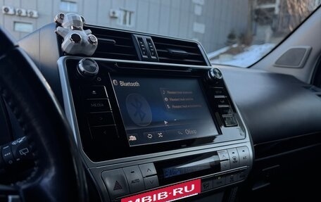 Toyota Land Cruiser Prado 150 рестайлинг 2, 2020 год, 6 200 000 рублей, 8 фотография