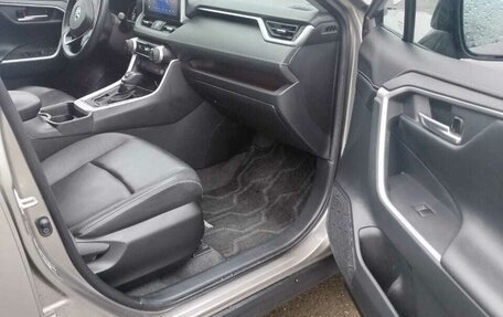 Toyota RAV4, 2022 год, 3 300 000 рублей, 14 фотография