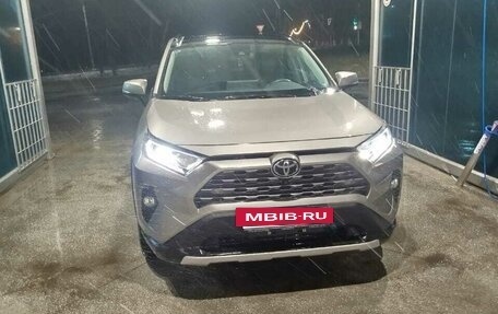 Toyota RAV4, 2022 год, 3 300 000 рублей, 18 фотография
