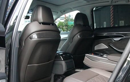 Audi S8, 2022 год, 21 090 000 рублей, 6 фотография