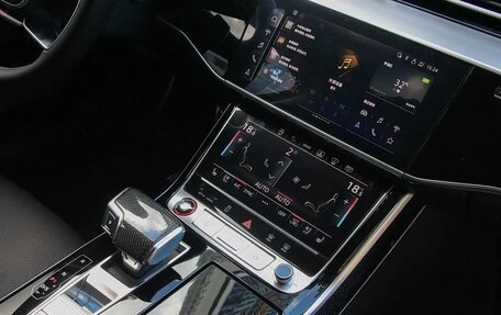 Audi S8, 2022 год, 21 090 000 рублей, 11 фотография