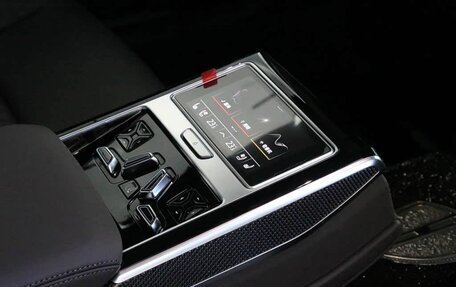 Audi S8, 2022 год, 21 090 000 рублей, 12 фотография