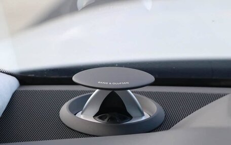 Audi S8, 2022 год, 21 090 000 рублей, 15 фотография