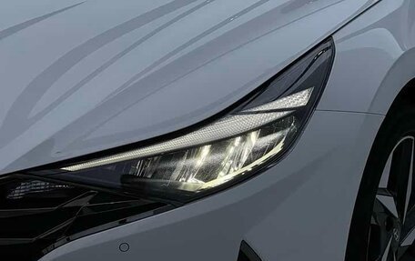 Hyundai Elantra, 2021 год, 1 925 000 рублей, 5 фотография