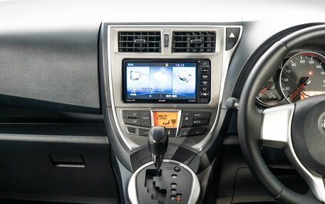 Toyota Ractis II, 2011 год, 999 000 рублей, 11 фотография