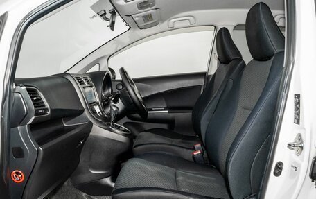 Toyota Ractis II, 2011 год, 999 000 рублей, 6 фотография