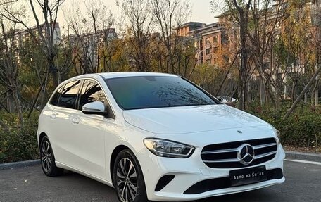 Mercedes-Benz B-Класс, 2021 год, 2 425 000 рублей, 3 фотография