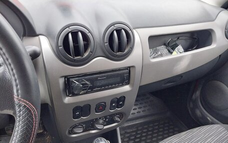 Renault Sandero I, 2012 год, 500 000 рублей, 9 фотография